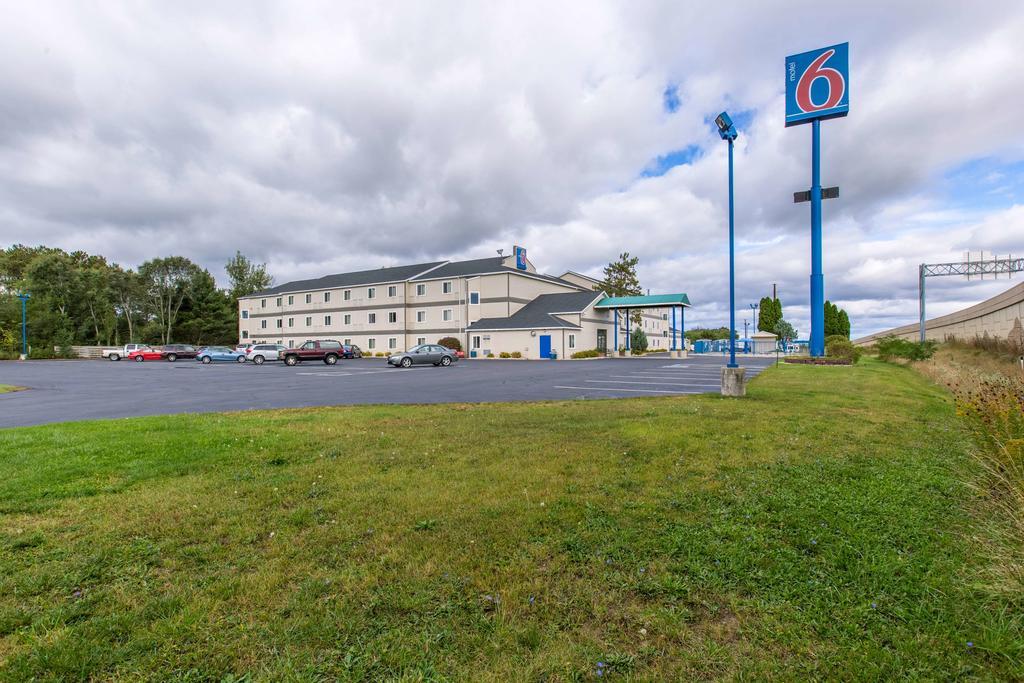 Hotel 6-baraboo, Wi - Delton-wisconsin Dells Baraboo